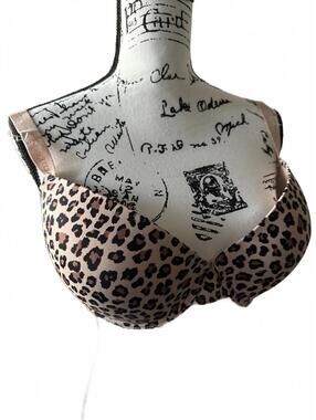 Juicy Couture Leopard Print Bra 38DD